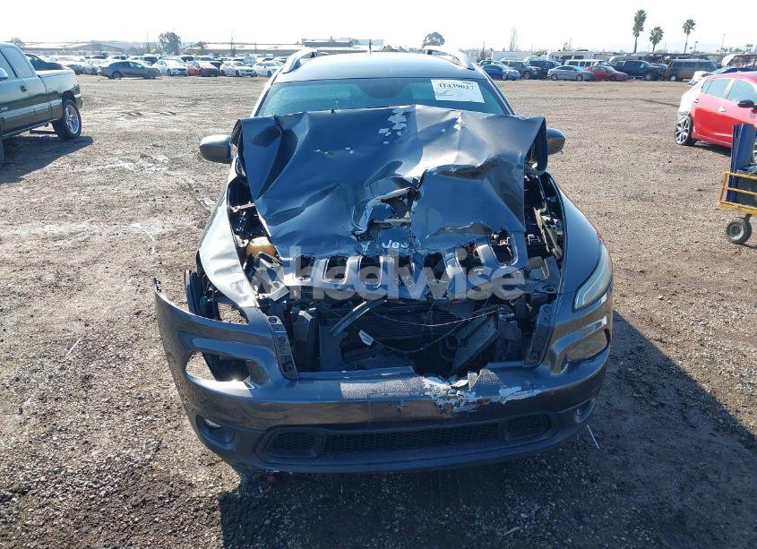 Photo 13 of 2016 Jeep Cherokee LATITUDE (VIN 1C4PJLCB1GW127471)