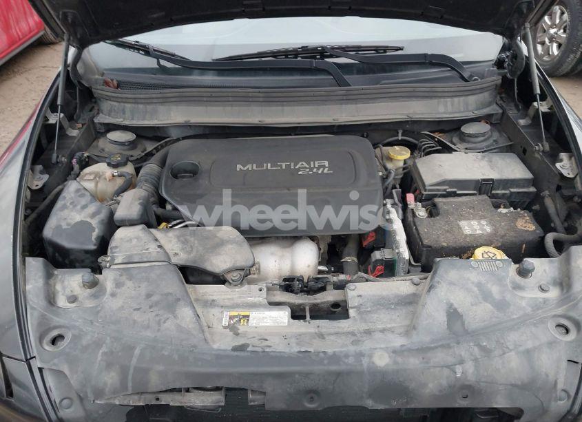 Photo 10 of 2016 Jeep Cherokee 75TH ANNIVERSARY (VIN 1C4PJLCB1GW256777)