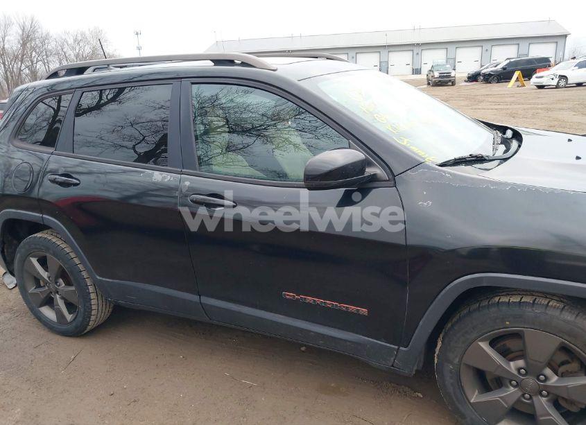 Photo 13 of 2016 Jeep Cherokee 75TH ANNIVERSARY (VIN 1C4PJLCB1GW256777)