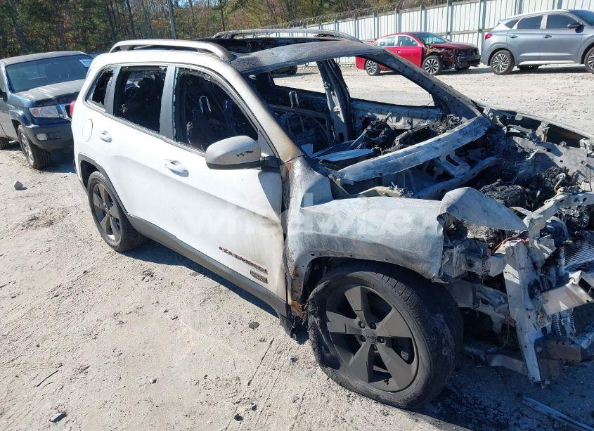 Photo 11 of 2016 Jeep Cherokee 75TH ANNIVERSARY (VIN 1C4PJLCB1GW275717)