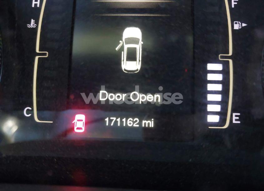 Photo 15 of 2016 Jeep Cherokee LATITUDE (VIN 1C4PJLCB1GW297054)