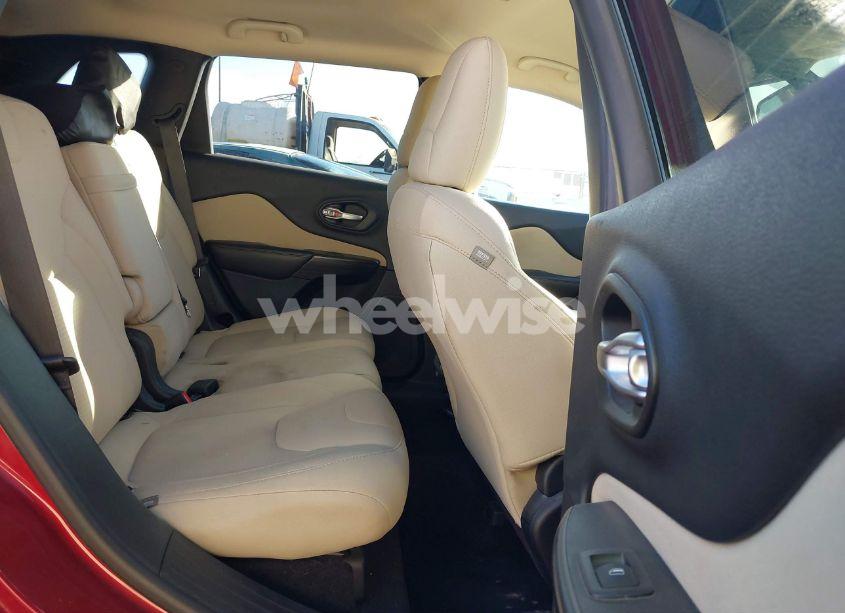 Photo 8 of 2016 Jeep Cherokee LATITUDE (VIN 1C4PJLCB1GW297054)