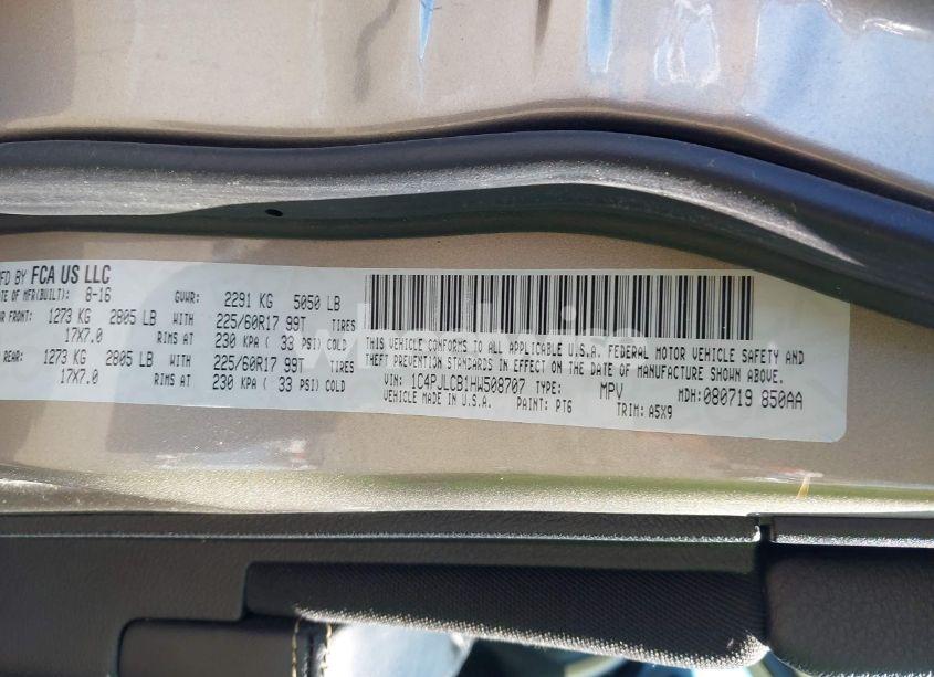 Photo 9 of 2017 Jeep Cherokee LATITUDE FWD (VIN 1C4PJLCB1HW508707)