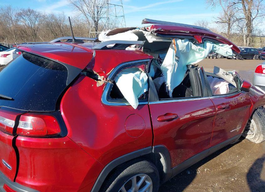 Photo 6 of 2017 Jeep Cherokee LATITUDE FWD (VIN 1C4PJLCB1HW508819)