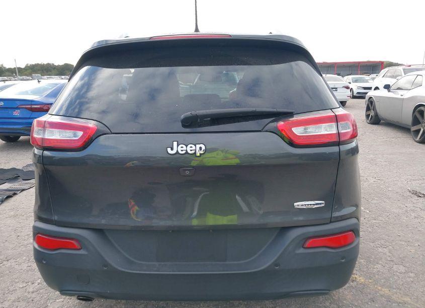 Photo 16 of 2017 Jeep Cherokee LATITUDE FWD (VIN 1C4PJLCB1HW561763)