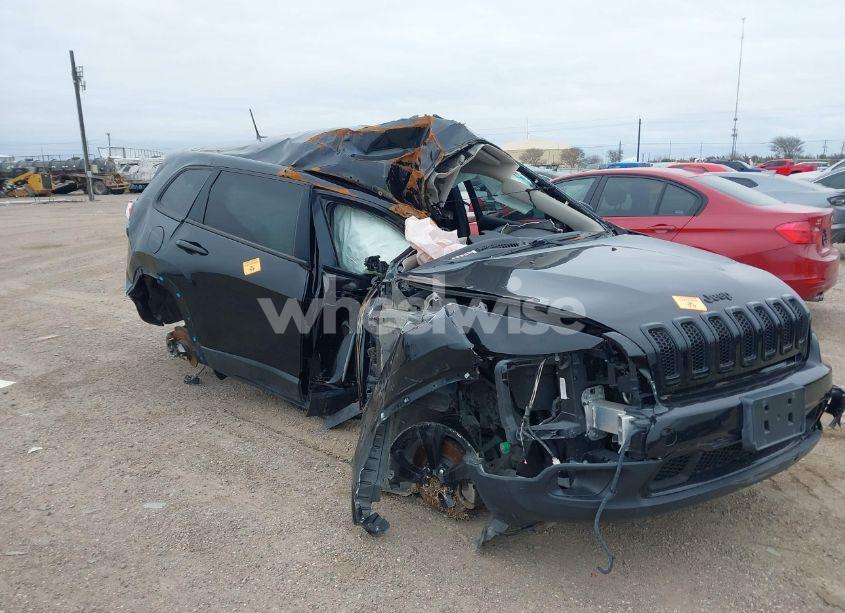 2018 Jeep Cherokee LATITUDE FWD (VIN 1C4PJLCB1JD542731) main photo