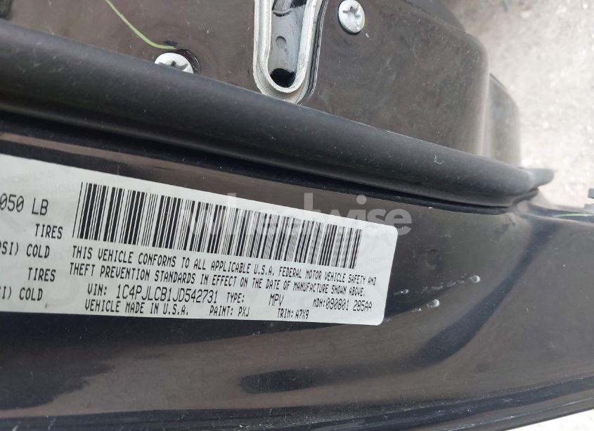 Photo 9 of 2018 Jeep Cherokee LATITUDE FWD (VIN 1C4PJLCB1JD542731)