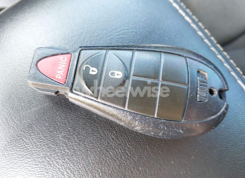 Photo 11 of 2018 Jeep Cherokee LATITUDE FWD (VIN 1C4PJLCB1JD553390)