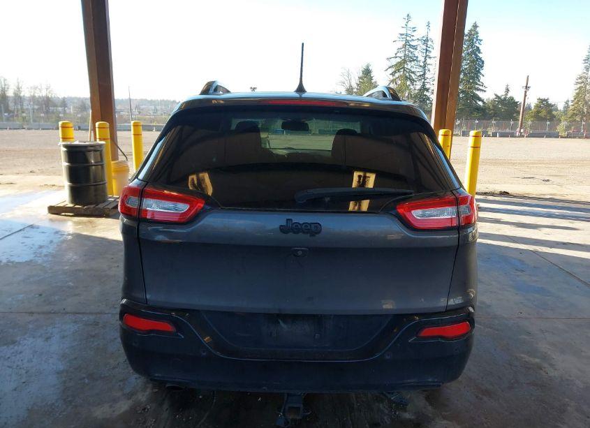 Photo 17 of 2018 Jeep Cherokee LATITUDE TECH CONNECT FWD (VIN 1C4PJLCB1JD589032)