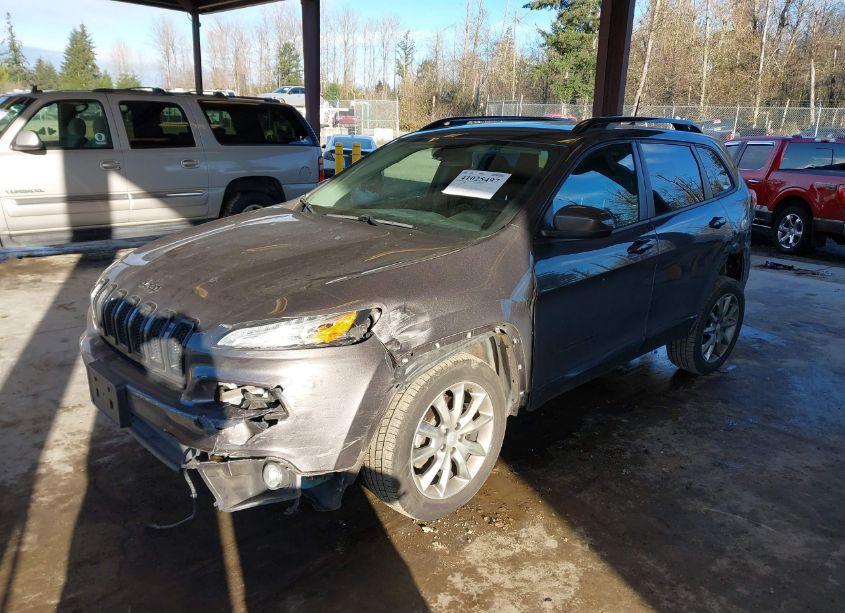 Photo 2 of 2018 Jeep Cherokee LATITUDE TECH CONNECT FWD (VIN 1C4PJLCB1JD589032)