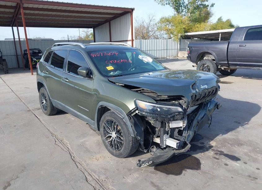 2019 Jeep Cherokee LATITUDE (VIN 1C4PJLCB1KD265483) main photo