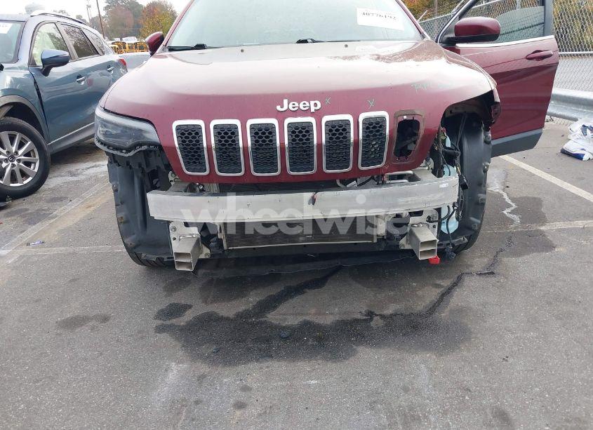 Photo 12 of 2019 Jeep Cherokee LATITUDE FWD (VIN 1C4PJLCB1KD313547)