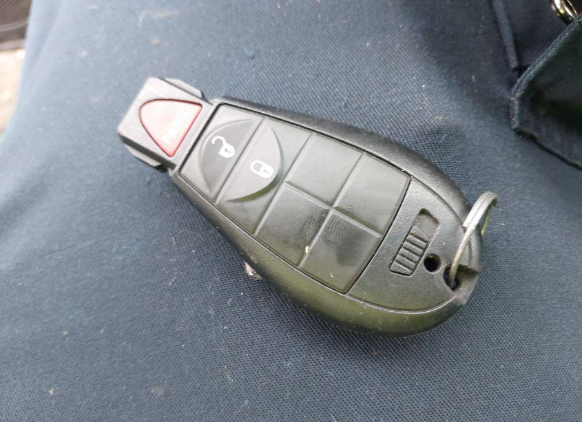 Photo 11 of 2019 Jeep Cherokee LATITUDE FWD (VIN 1C4PJLCB1KD326542)