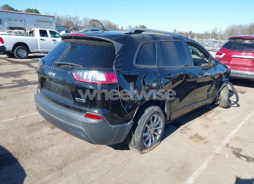 Photo 4 of 2020 Jeep Cherokee LATITUDE FWD (VIN 1C4PJLCB1LD525088)