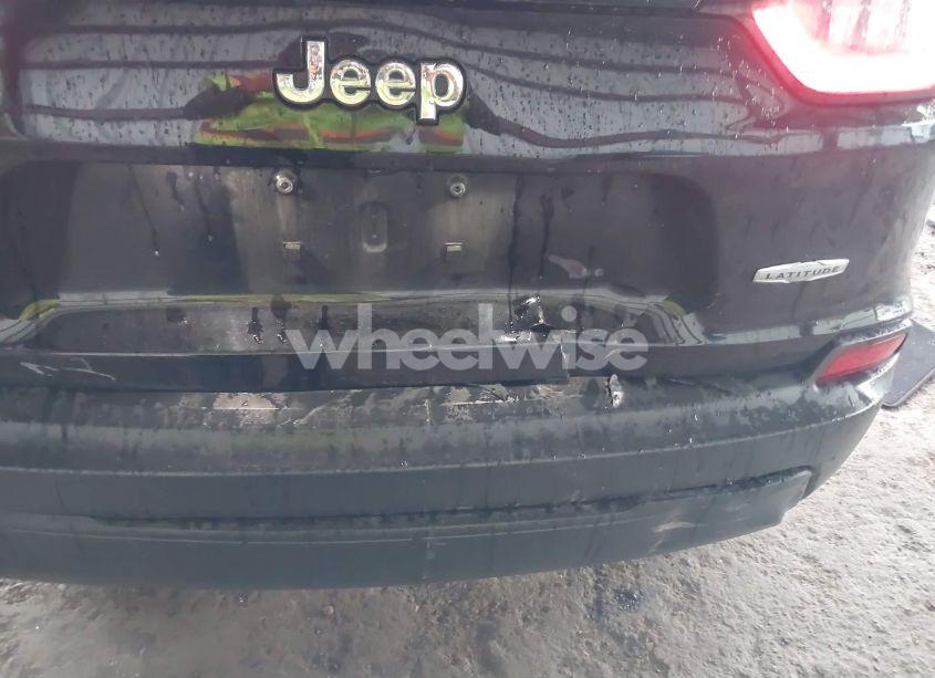 Photo 6 of 2020 Jeep Cherokee LATITUDE FWD (VIN 1C4PJLCB1LD535765)