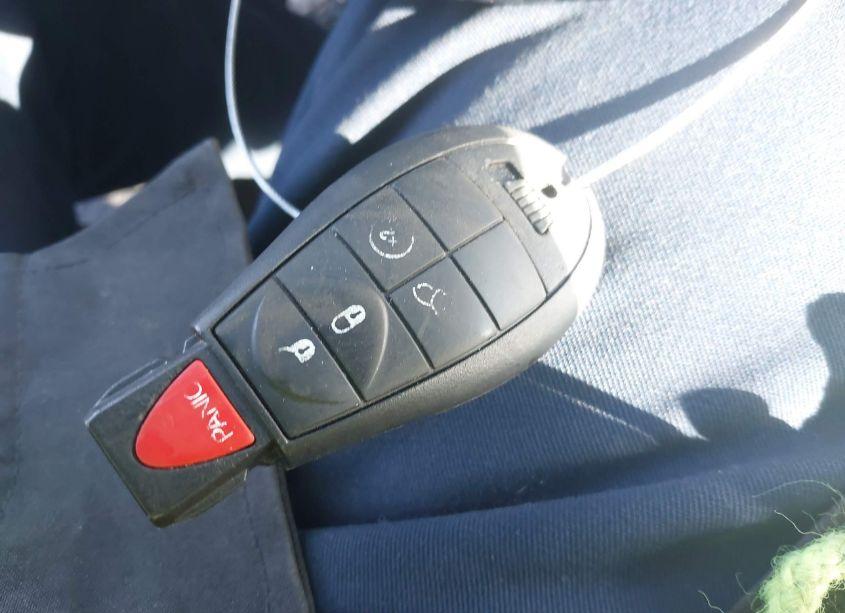 Photo 11 of 2015 Jeep Cherokee LATITUDE (VIN 1C4PJLCB2FW572607)