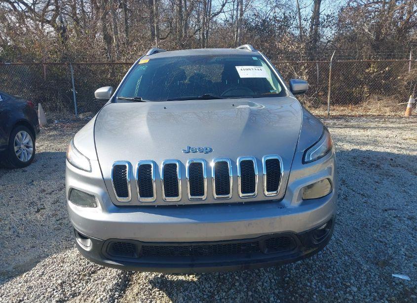 Photo 12 of 2015 Jeep Cherokee LATITUDE (VIN 1C4PJLCB2FW572607)