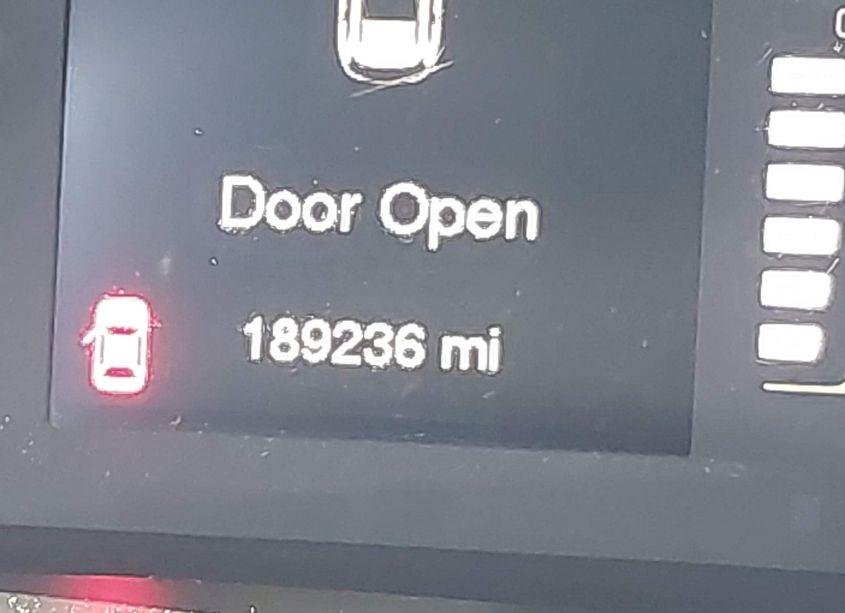 Photo 15 of 2015 Jeep Cherokee LATITUDE (VIN 1C4PJLCB2FW572607)