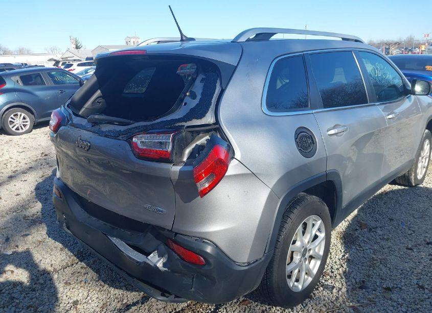 Photo 17 of 2015 Jeep Cherokee LATITUDE (VIN 1C4PJLCB2FW572607)