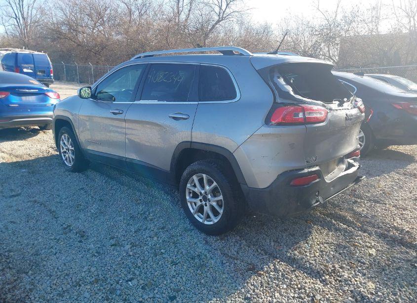 Photo 3 of 2015 Jeep Cherokee LATITUDE (VIN 1C4PJLCB2FW572607)