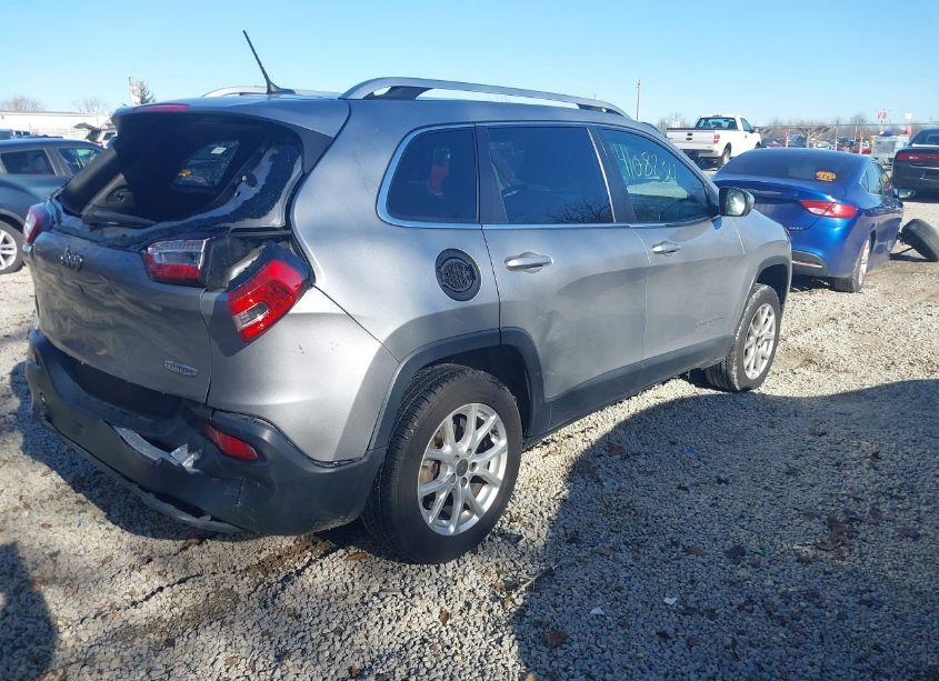 Photo 4 of 2015 Jeep Cherokee LATITUDE (VIN 1C4PJLCB2FW572607)