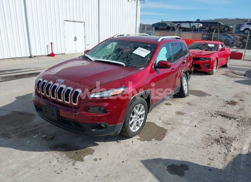 Photo 2 of 2015 Jeep Cherokee LATITUDE (VIN 1C4PJLCB2FW572896)