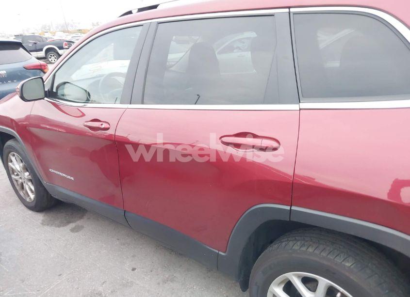 Photo 14 of 2015 Jeep Cherokee LATITUDE (VIN 1C4PJLCB2FW712476)