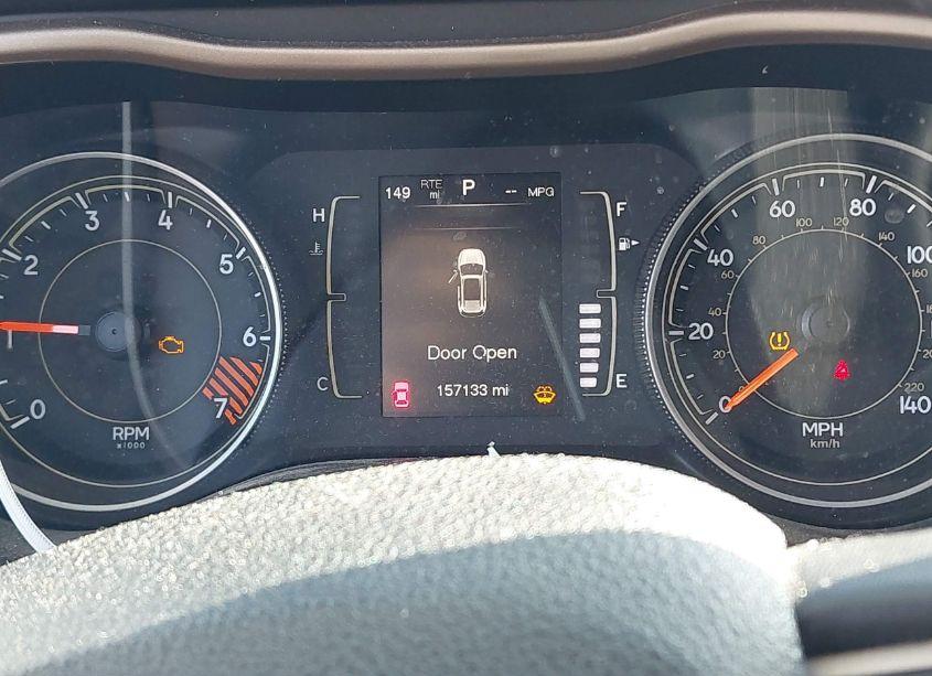 Photo 15 of 2015 Jeep Cherokee LATITUDE (VIN 1C4PJLCB2FW730931)