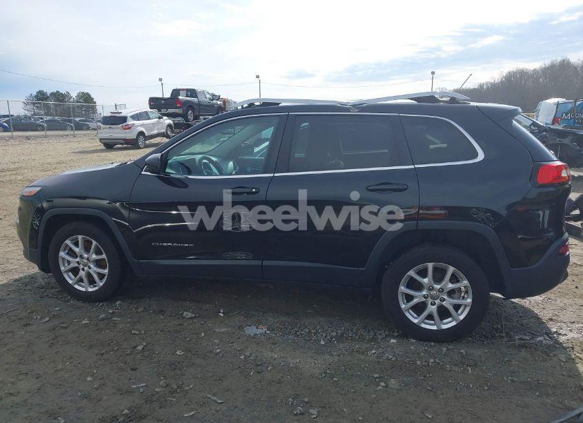 Photo 14 of 2015 Jeep Cherokee LATITUDE (VIN 1C4PJLCB2FW783001)