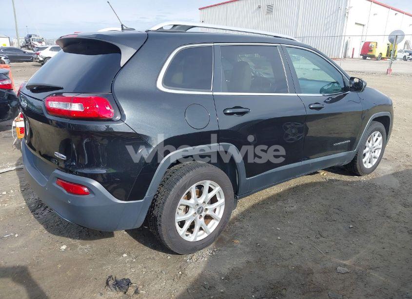 Photo 4 of 2015 Jeep Cherokee LATITUDE (VIN 1C4PJLCB2FW783001)