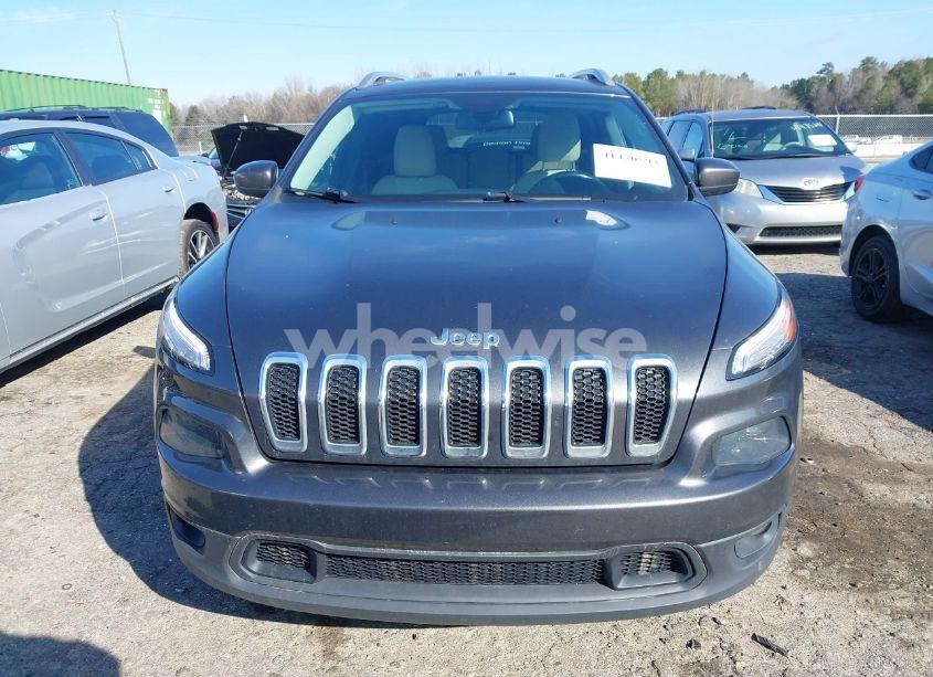 Photo 6 of 2016 Jeep Cherokee LATITUDE (VIN 1C4PJLCB2GW209614)