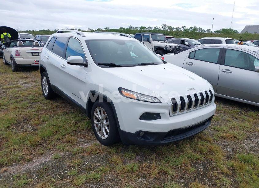 2016 Jeep Cherokee LATITUDE (VIN 1C4PJLCB2GW216272) main photo