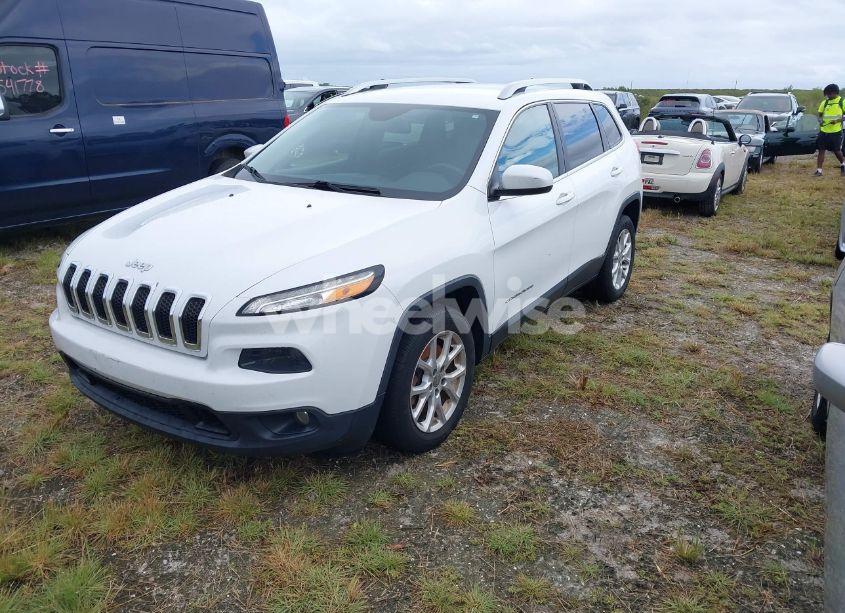 Photo 2 of 2016 Jeep Cherokee LATITUDE (VIN 1C4PJLCB2GW216272)