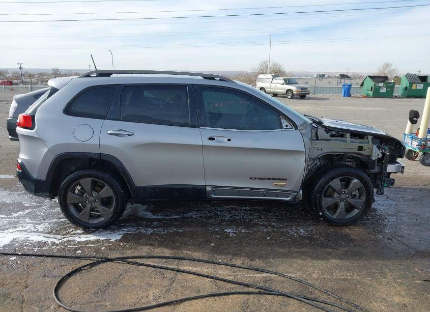 Photo 13 of 2016 Jeep Cherokee 75TH ANNIVERSARY (VIN 1C4PJLCB2GW256500)
