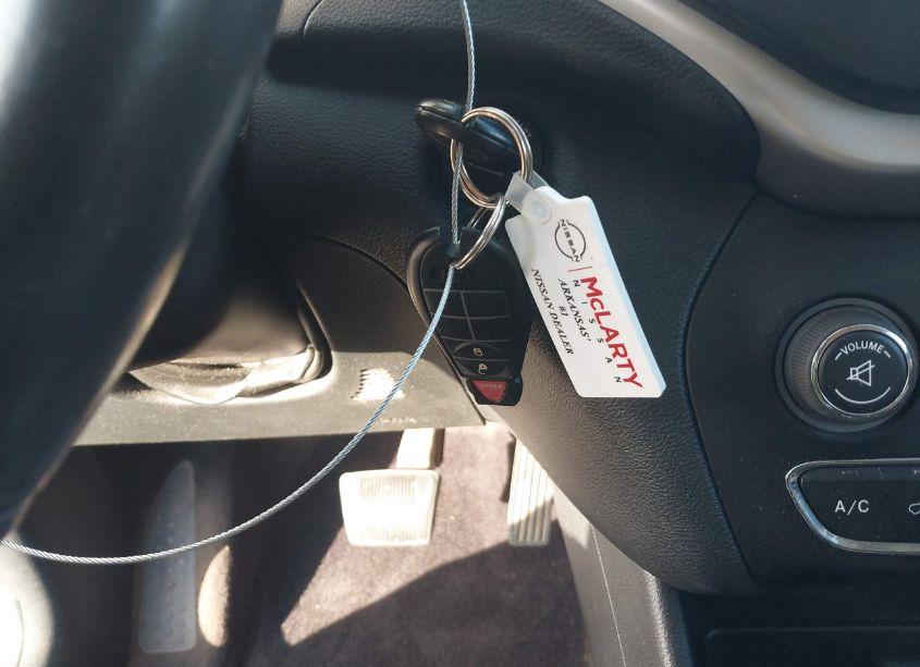 Photo 11 of 2016 Jeep Cherokee LATITUDE (VIN 1C4PJLCB2GW259090)