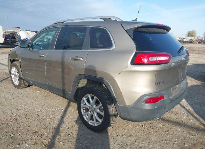 Photo 3 of 2016 Jeep Cherokee LATITUDE (VIN 1C4PJLCB2GW259090)
