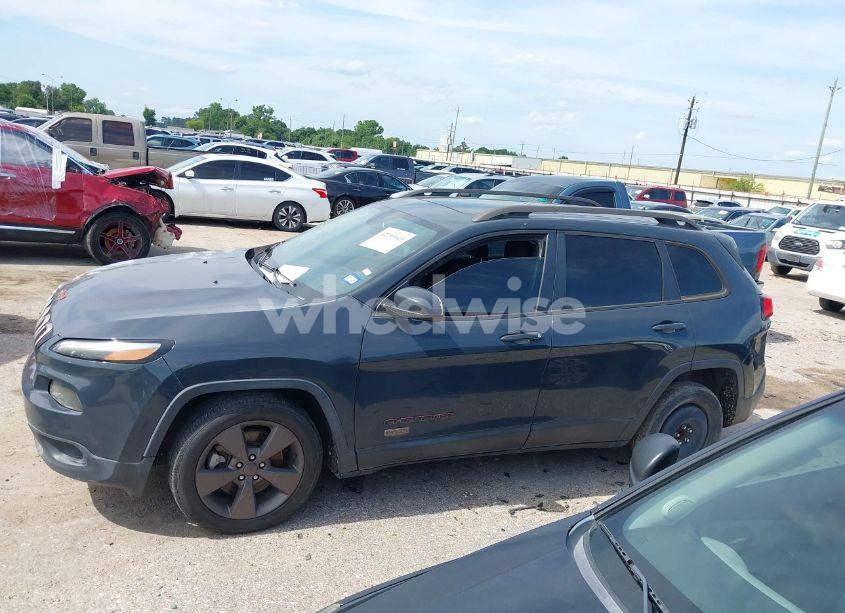 Photo 14 of 2016 Jeep Cherokee 75TH ANNIVERSARY (VIN 1C4PJLCB2GW346441)