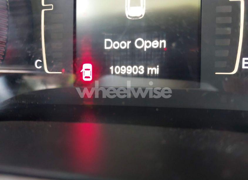 Photo 15 of 2016 Jeep Cherokee 75TH ANNIVERSARY (VIN 1C4PJLCB2GW346441)