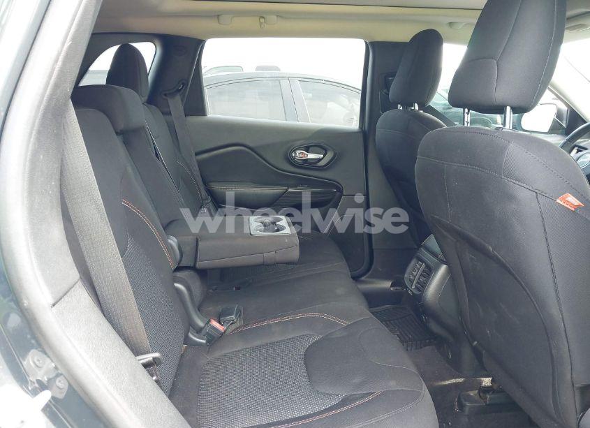 Photo 8 of 2016 Jeep Cherokee 75TH ANNIVERSARY (VIN 1C4PJLCB2GW346441)