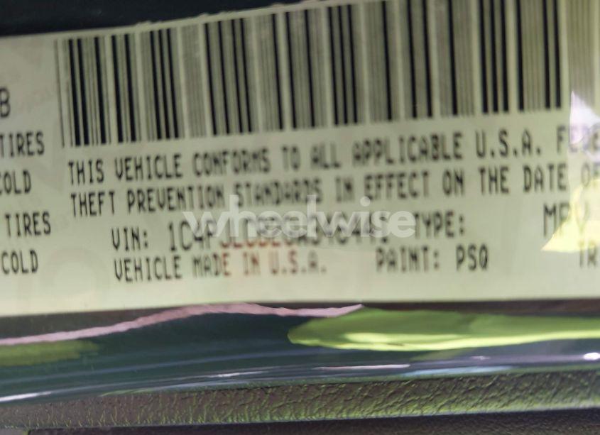 Photo 9 of 2016 Jeep Cherokee 75TH ANNIVERSARY (VIN 1C4PJLCB2GW346441)