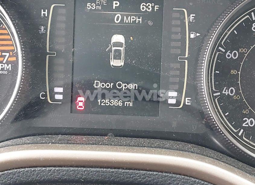 Photo 16 of 2017 Jeep Cherokee LATITUDE FWD (VIN 1C4PJLCB2HW566065)