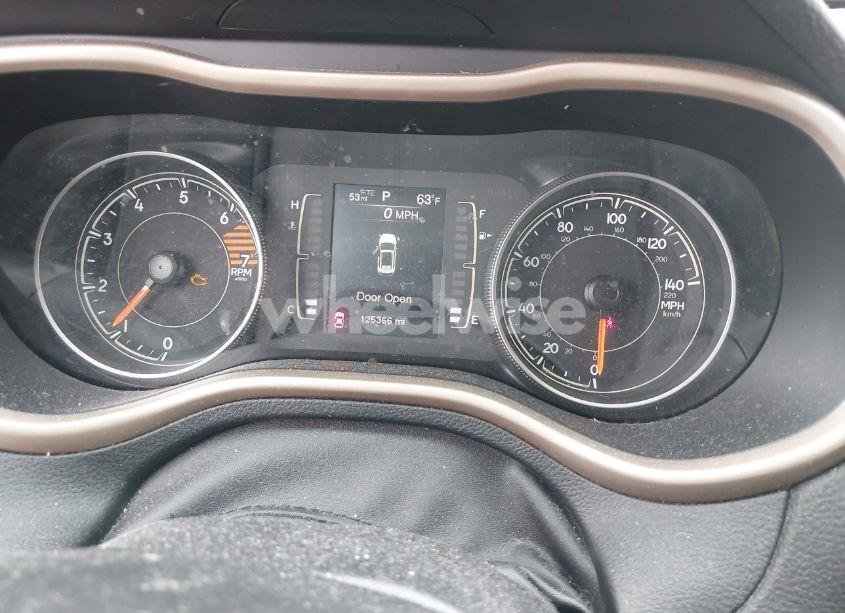 Photo 7 of 2017 Jeep Cherokee LATITUDE FWD (VIN 1C4PJLCB2HW566065)