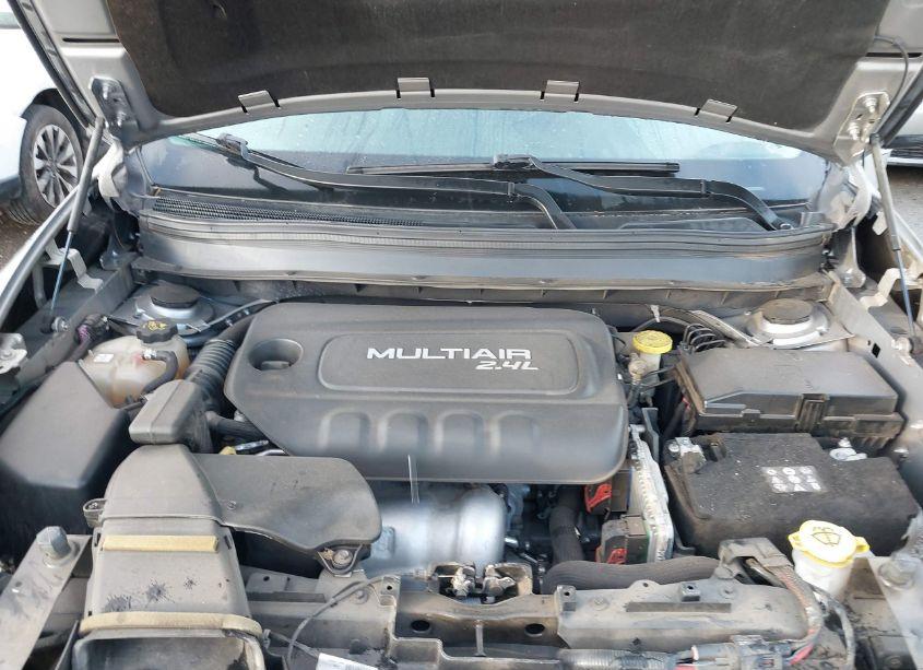 Photo 10 of 2017 Jeep Cherokee LATITUDE FWD (VIN 1C4PJLCB2HW619699)