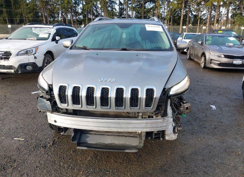 Photo 13 of 2017 Jeep Cherokee LATITUDE FWD (VIN 1C4PJLCB2HW619699)