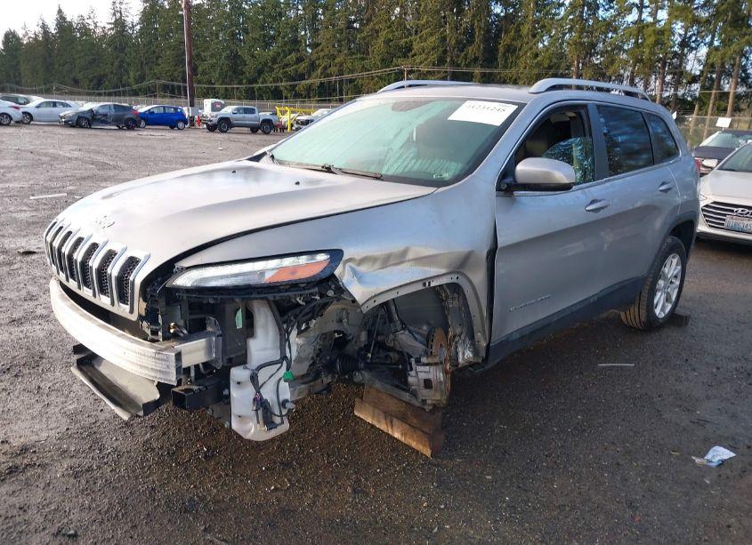 Photo 2 of 2017 Jeep Cherokee LATITUDE FWD (VIN 1C4PJLCB2HW619699)