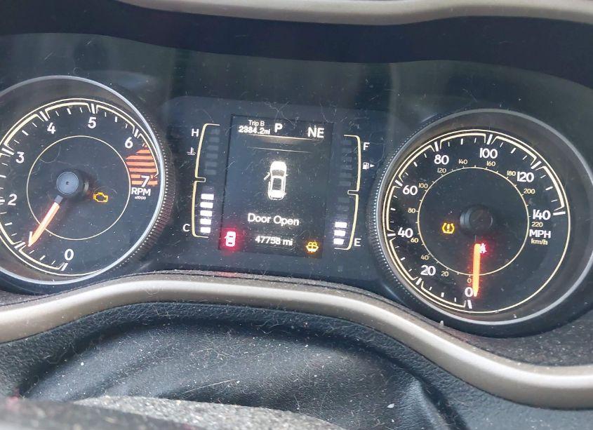 Photo 7 of 2017 Jeep Cherokee LATITUDE FWD (VIN 1C4PJLCB2HW619699)