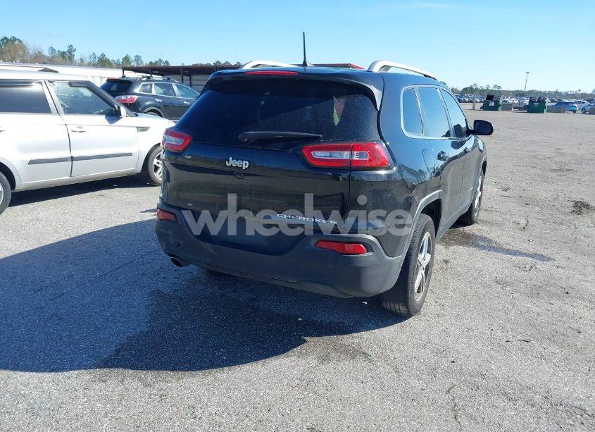 Photo 4 of 2018 Jeep Cherokee LATITUDE FWD (VIN 1C4PJLCB2JD511231)