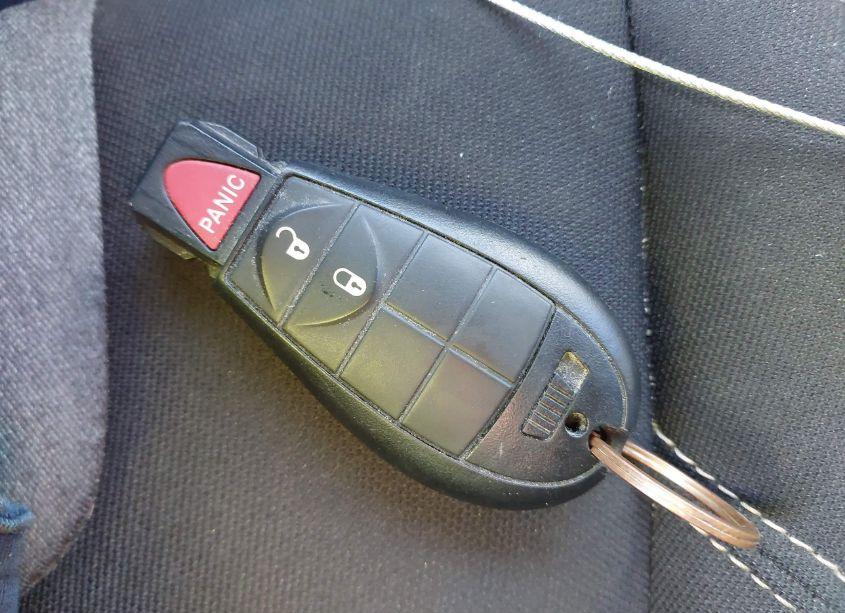 Photo 11 of 2018 Jeep Cherokee LATITUDE FWD (VIN 1C4PJLCB2JD566813)