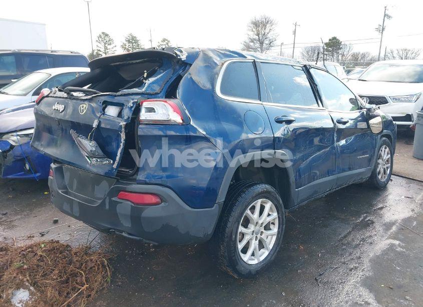 Photo 4 of 2018 Jeep Cherokee LATITUDE FWD (VIN 1C4PJLCB2JD596278)