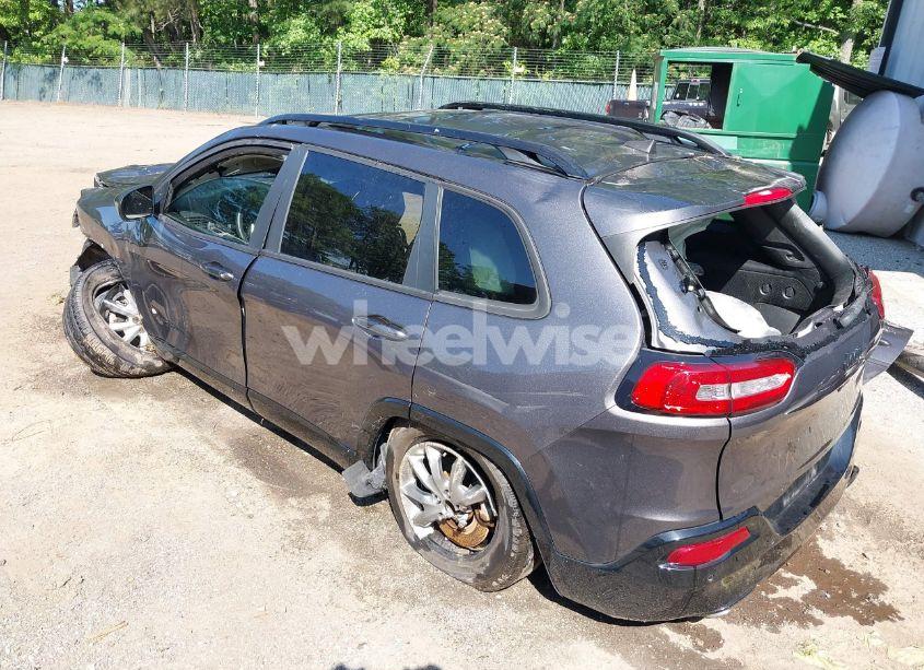 Photo 3 of 2018 Jeep Cherokee LATITUDE TECH CONNECT FWD (VIN 1C4PJLCB2JD605058)